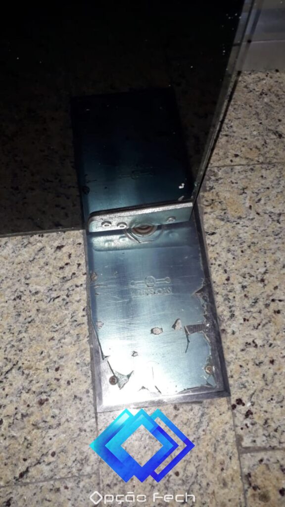 Troca de Mola em Ipanema - Vidraçaria Opção Fech RJ Troca de Mola em Ipanema - Vidraçaria Opção Fech RJ